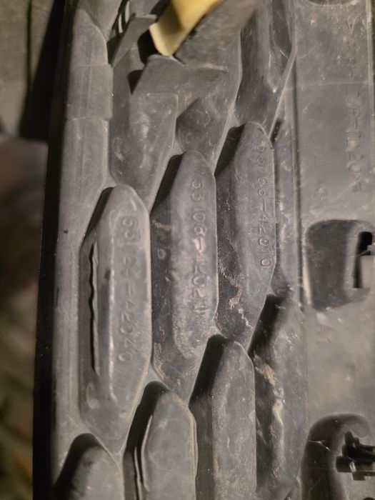 Решетка радиатора рав4 2014