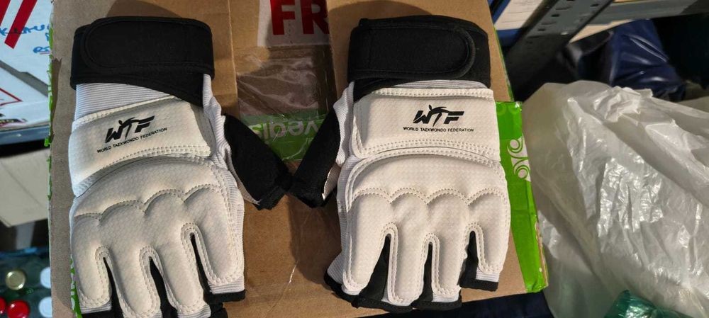 Taekwondo box protectii tibie antebrat aparatori karate