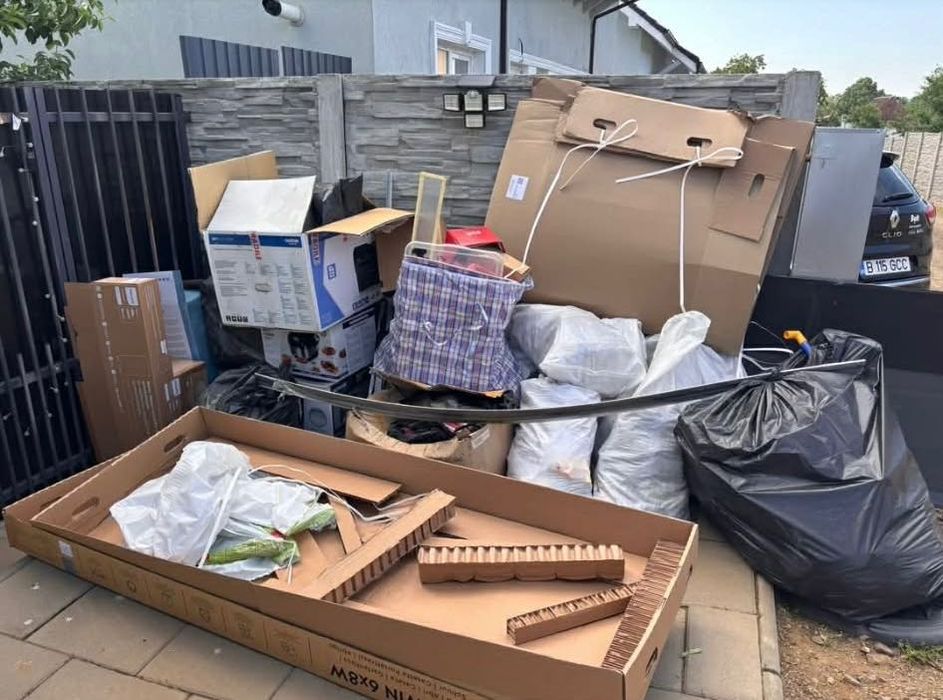 Debarasez moloz curat curti apartamente etc la cel mai mic pret