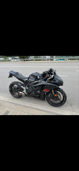 Смоли/ Спойлери за Suzuki gsxr k7-L0  600/750 от стъклоплат