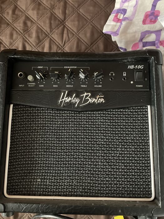 Kit chitara harley benton + amp harley henton + procesor efecte mooer + husa + cablu