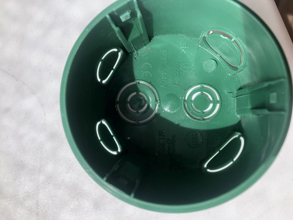 Распределительная коробка Schneider Electric