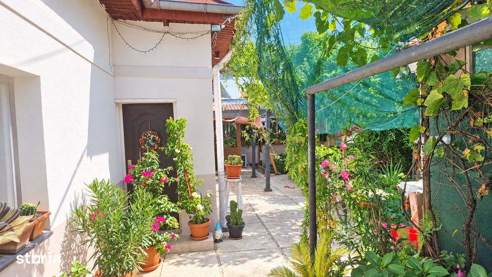 Casa 4 camere  3 dormitoare in zona Bucuresti Noi -Singur in curte