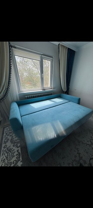 Продам диван отличного качества.