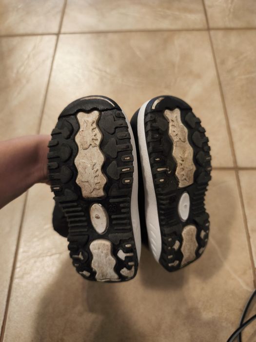 Vând cizme de zăpadă pt copii