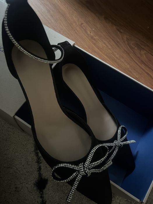 Чисто нови токчета