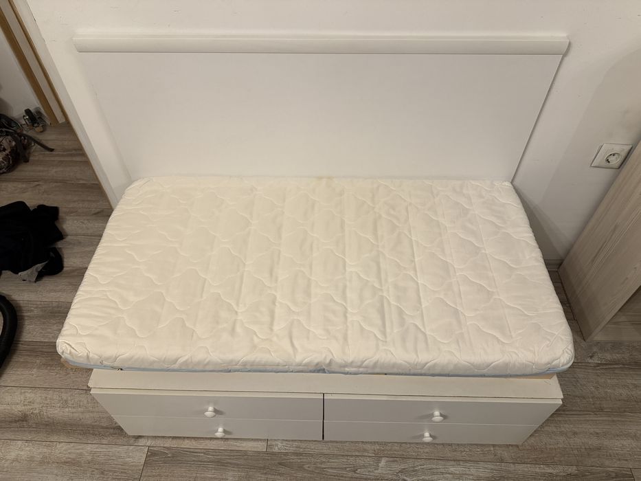 Детска кошетка с матрак и 4 бр. шкафчета