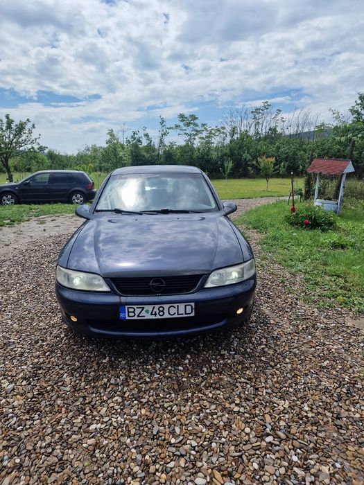 Opel vectra b 1.6 benzina 2002