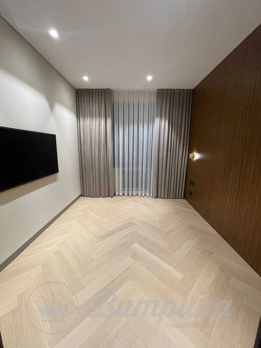 3 комнатная квартира Mirabad avenue, Госпиталка