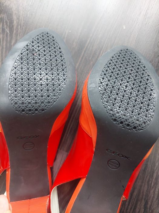 Sanda de dama marimea 40 nou GEOX