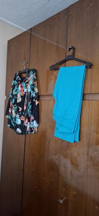 Флорална туника и панталон