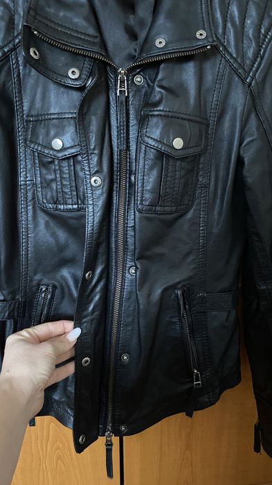 Pullover negru piele