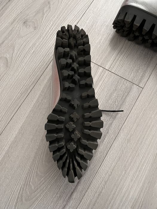 Pantofi piele argintii magnetique