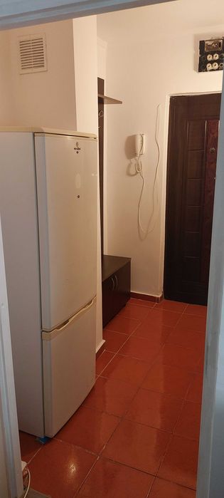 Vand garsoniera in Ramnicu Valcea.