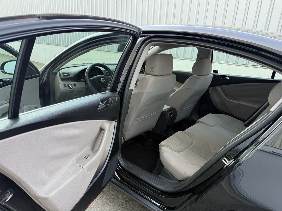 Vand Vw pasaat B6 an 2007 2.0 TDI PRIMUL PROPIETAR DE NOUA