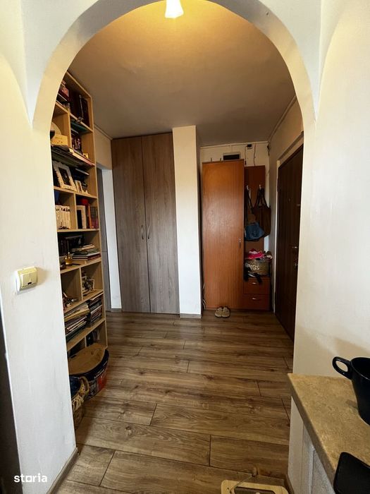 Apartament 2 camere renovat | Balcon | Zona CFR | Aproape de centru