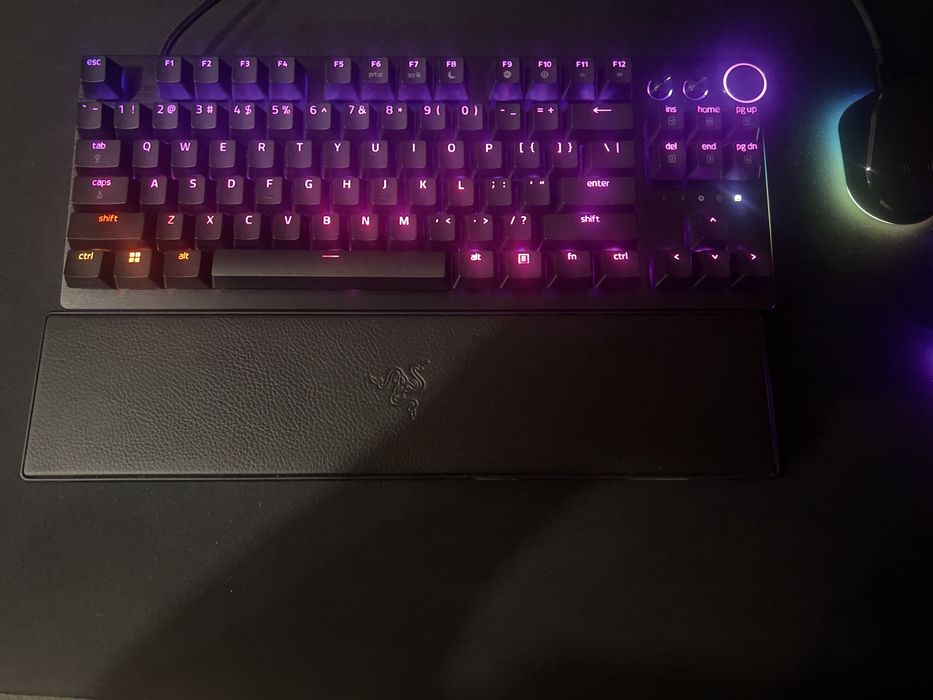 Razer huntsman v3 pro tkl + basilisk v3 pro 35k+ dockpro