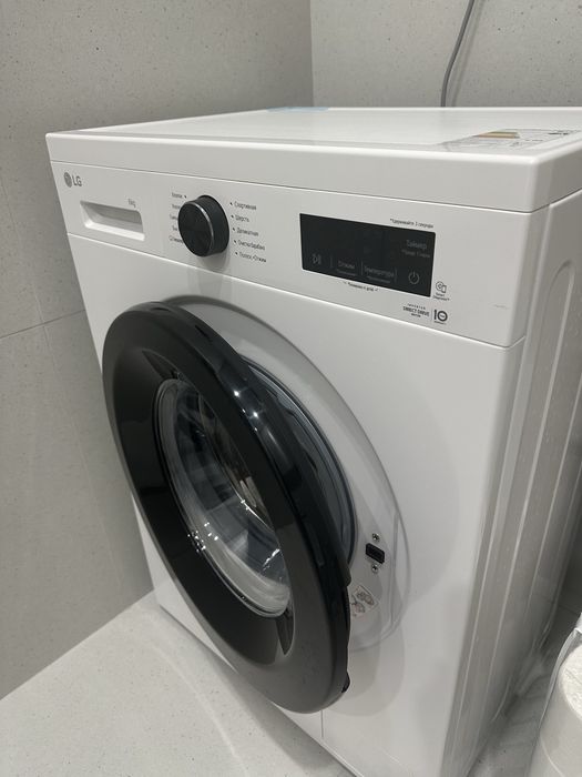 Продам стиральную машину новая
