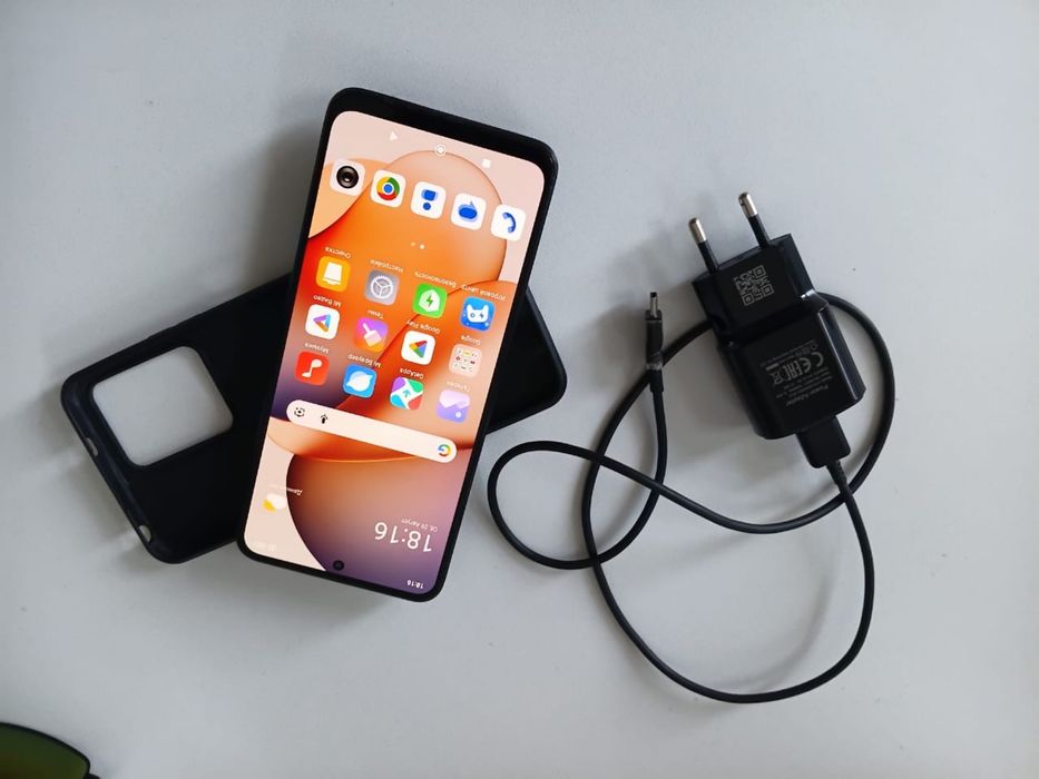Продается телефон Redmi 12