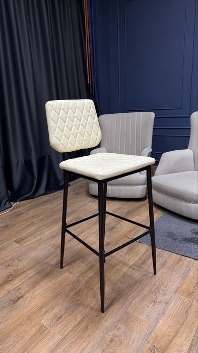 Продаю стуля 5000