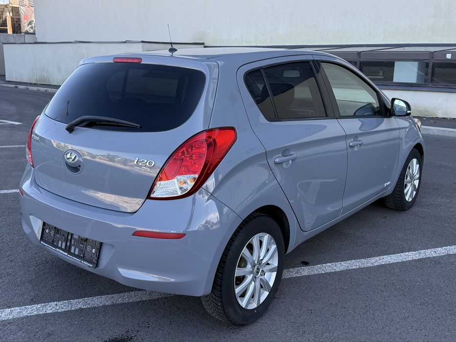 HYUNDAI i20 2013 — imagine 5