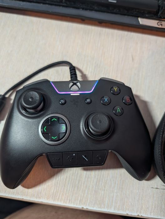 Controller Razer Wolverine Ultimate (Xbox One / Series X /S / PC Win 10-11) nou la cutie full box!