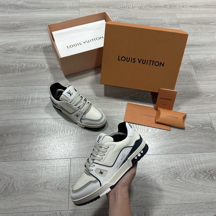 Louis Vuitton Trainers White/Blue
