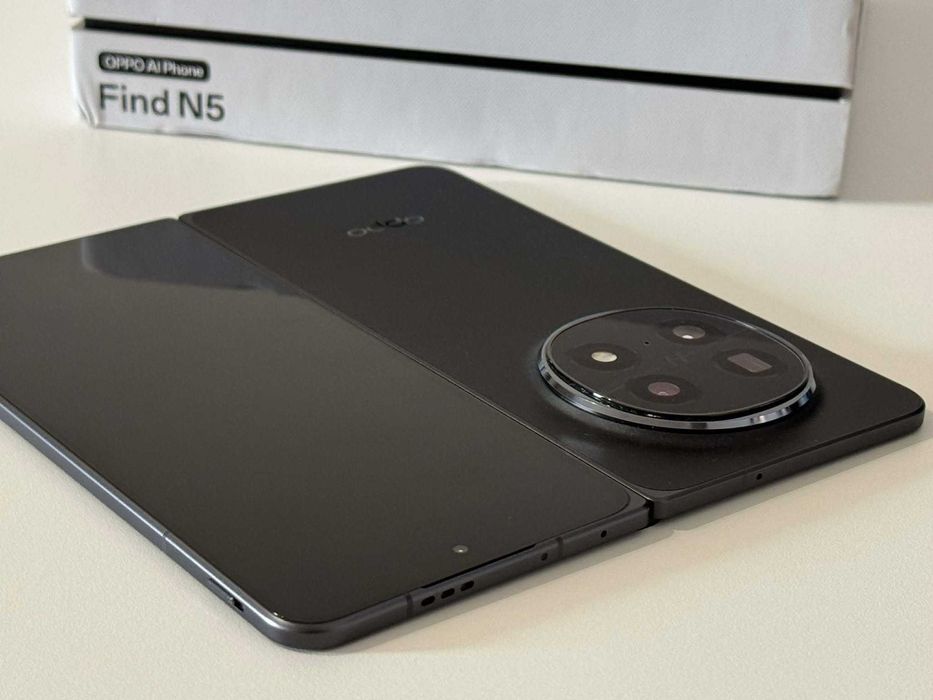 Бартер! НОВ! Гаранция! OPPO Find N5 512/16GB Cosmic Black (Черен)