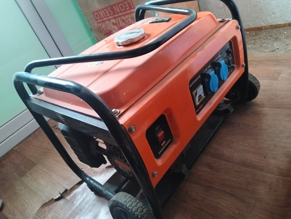 Продам мотор для света