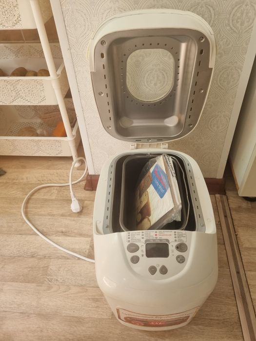 Продается Хлебопечка
