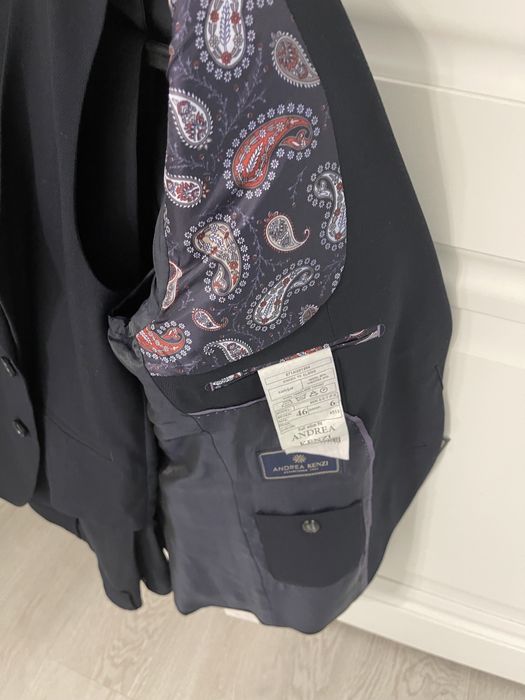 Продам костьюм мужской