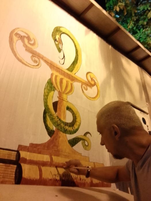 Рисунки стени,подове и тавани