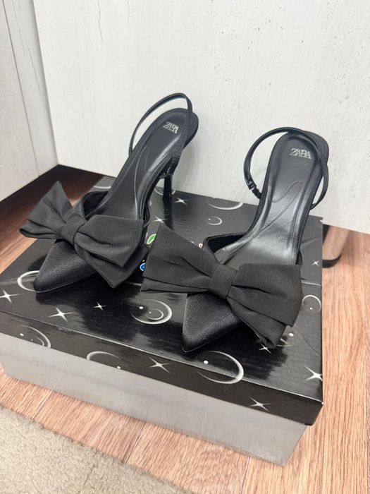 Продам женские туфли