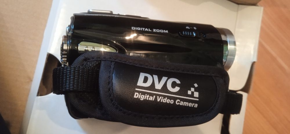 Новая видео-камера SONY