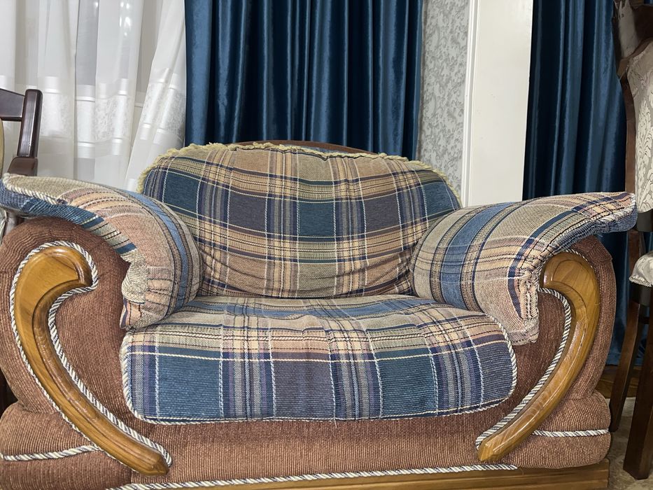 2 ДИВАНА кресла по 55$ Дуб дерево