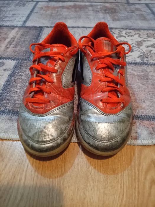 Бутонки Адидас номер 34