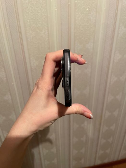 Обменяю телефон Техно Спарк 20 про