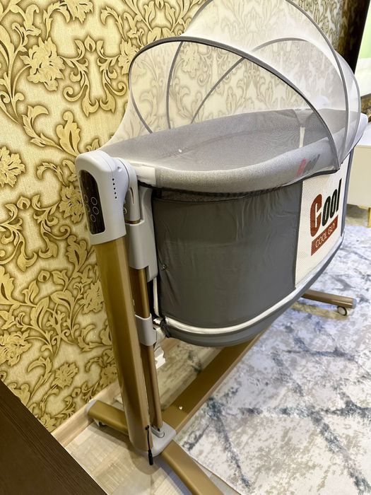 Продам деткий манеж кровать