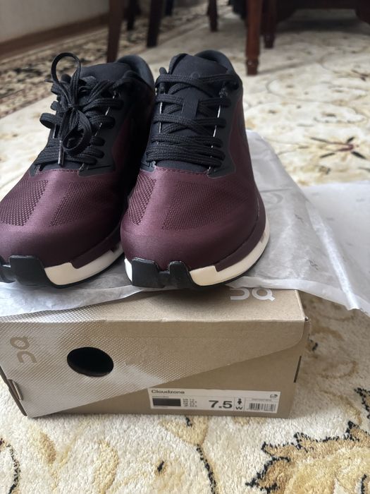 Кроссовки уан бестселлер