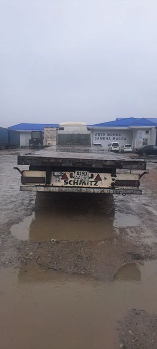 Srochna sotiladi pritsept kontinerovoz