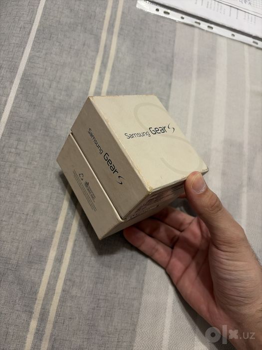 Samsung Gear S часы