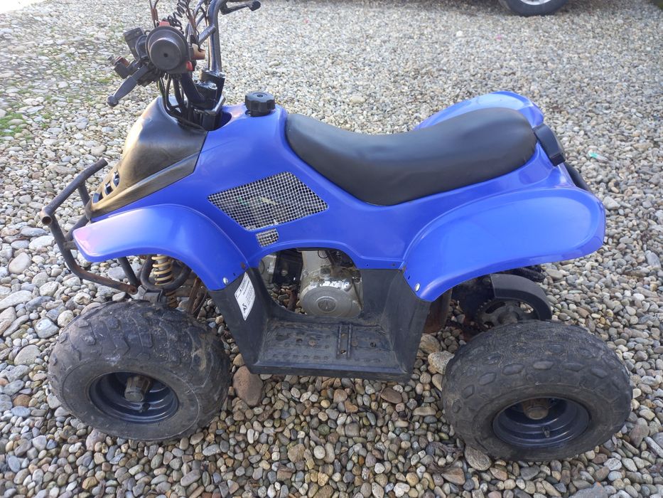 Vând patru atv:doua150cc/50cc 4t/125cc4t