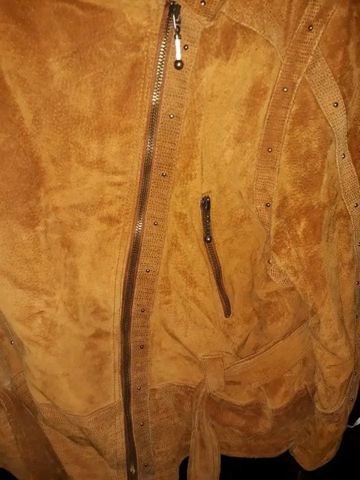 Geaca de dama din piele