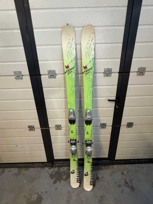 Echipament schi si snowboard