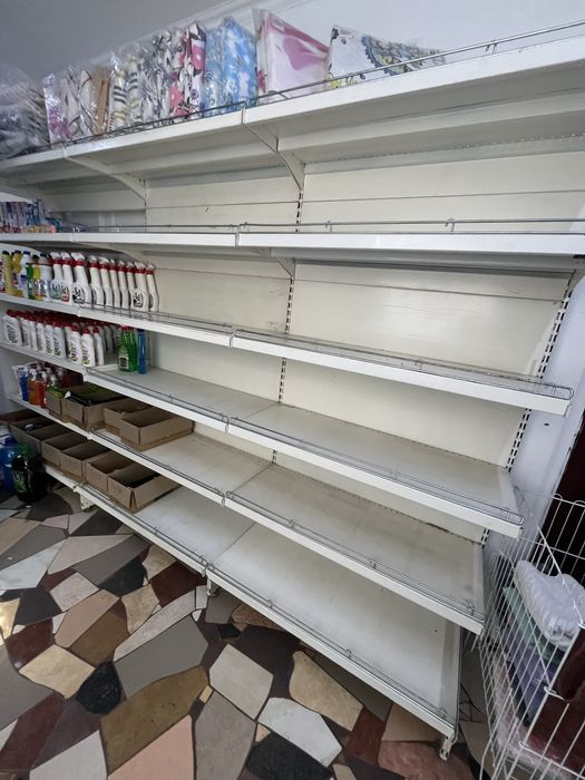 Торговые стеллажи