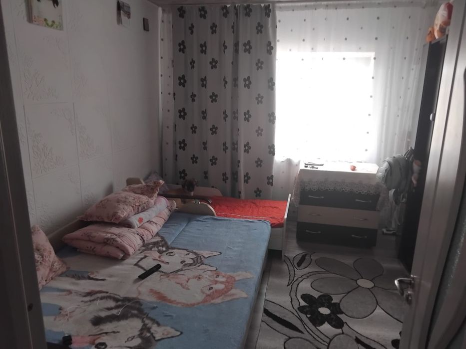 Vând garsoniera Mioveni