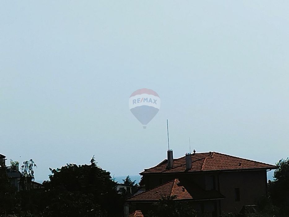 Продава се Парцел в Варна, м-т Траката - 2350 кв.м за 137 €/кв.м - Снимка #1