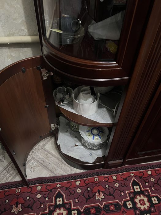 Сервант классический