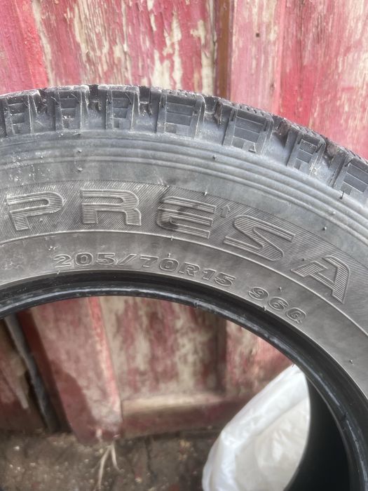 Зимняя резина 205/70/15