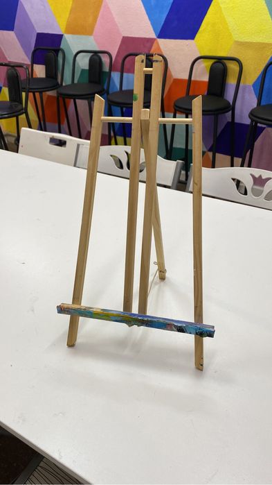 Мольберт, треноги